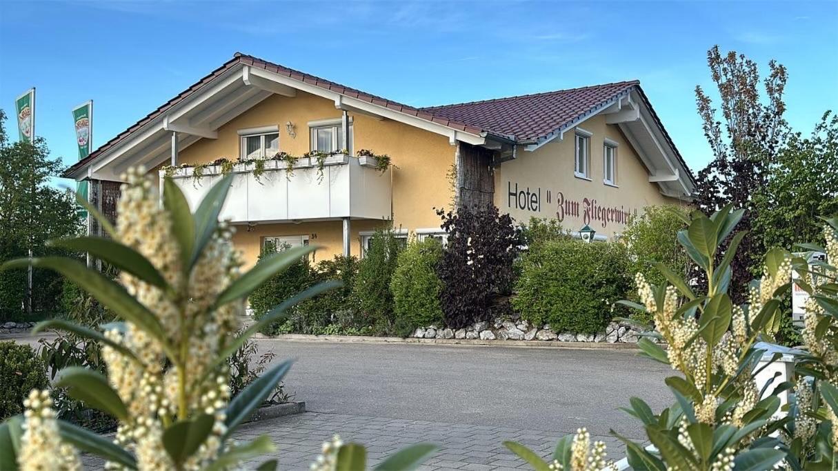 Hotel Zum Fliegerwirt Mengen Dış mekan fotoğraf