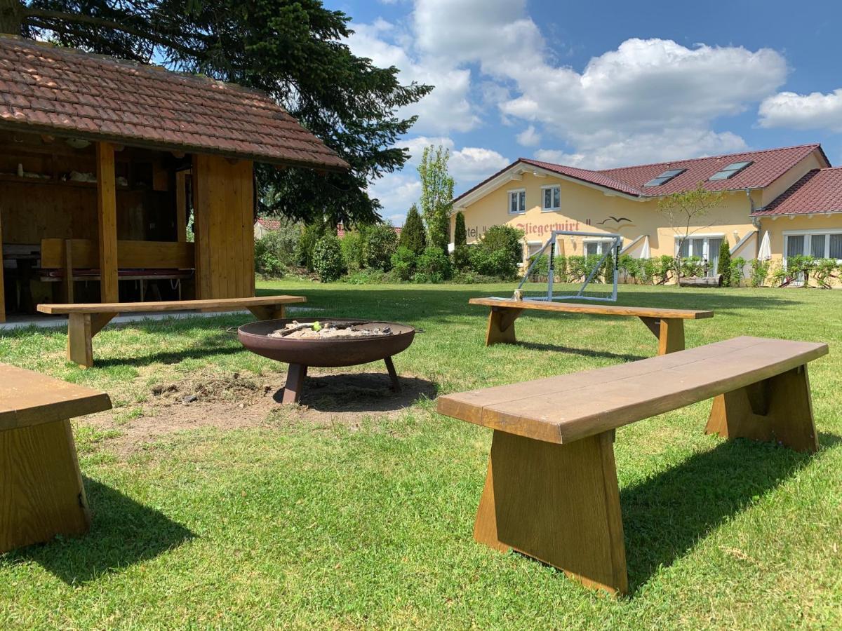 Hotel Zum Fliegerwirt Mengen Dış mekan fotoğraf