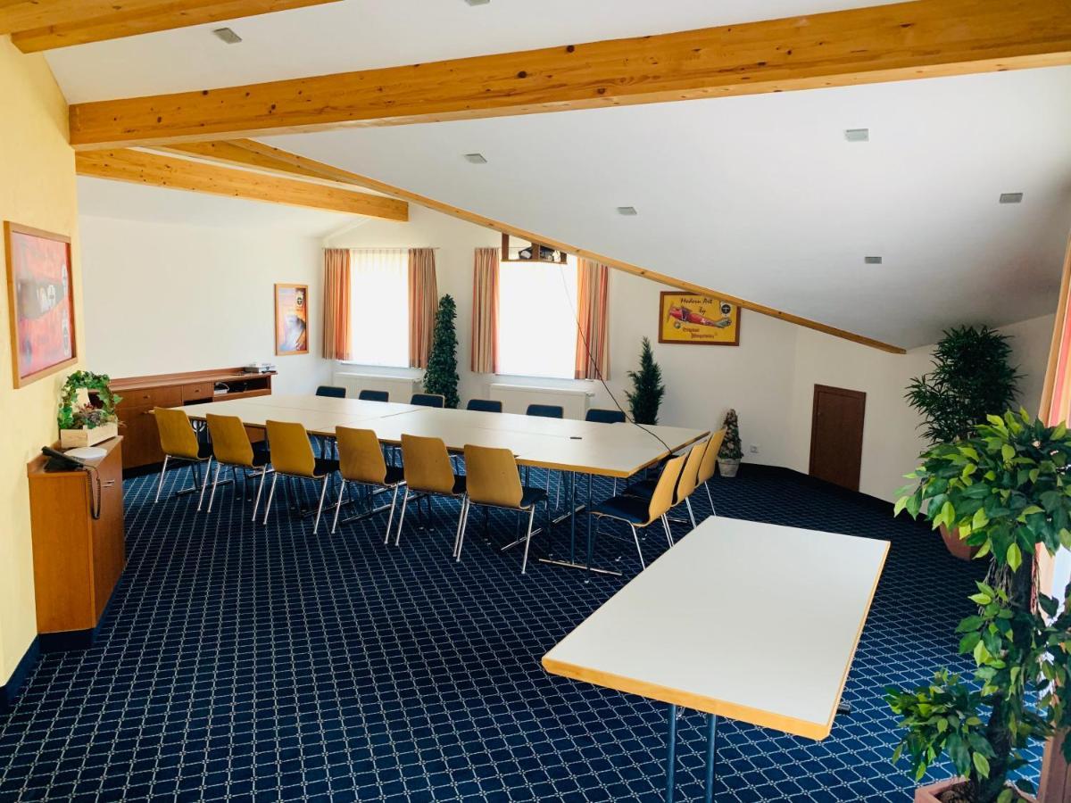 Hotel Zum Fliegerwirt Mengen Dış mekan fotoğraf